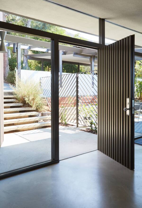 Skyview House Bronstruction